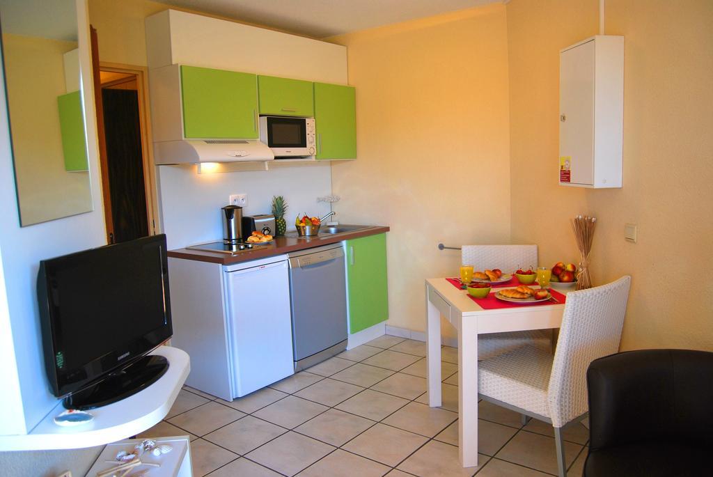Lagrange Grand Bleu Vacances - Residence Les Jardins De Neptune Saint-Cyprien  Bagian luar foto