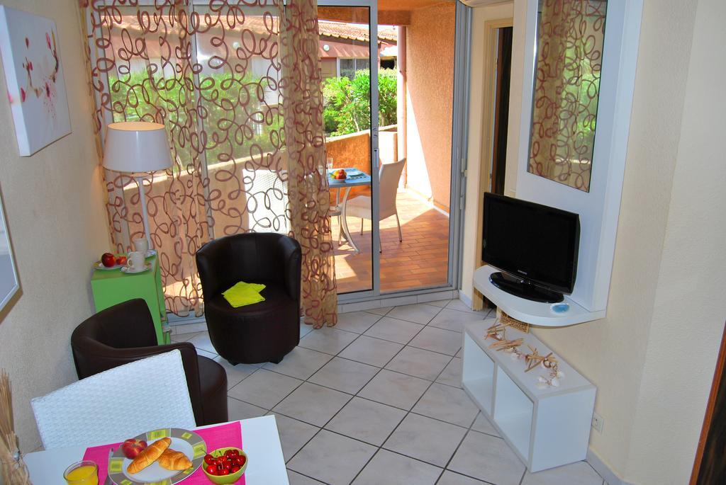 Lagrange Grand Bleu Vacances - Residence Les Jardins De Neptune Saint-Cyprien  Bagian luar foto