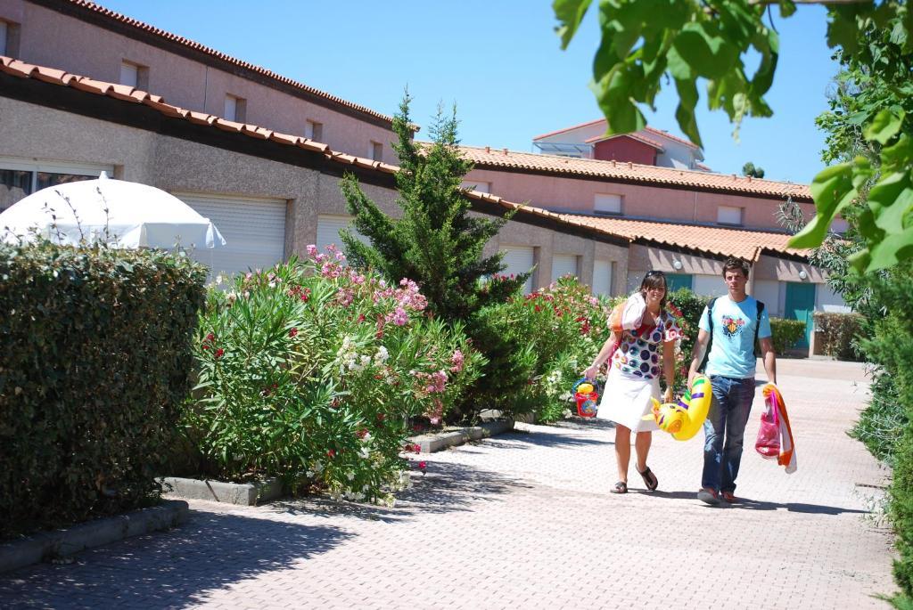 Lagrange Grand Bleu Vacances - Residence Les Jardins De Neptune Saint-Cyprien  Ruang foto